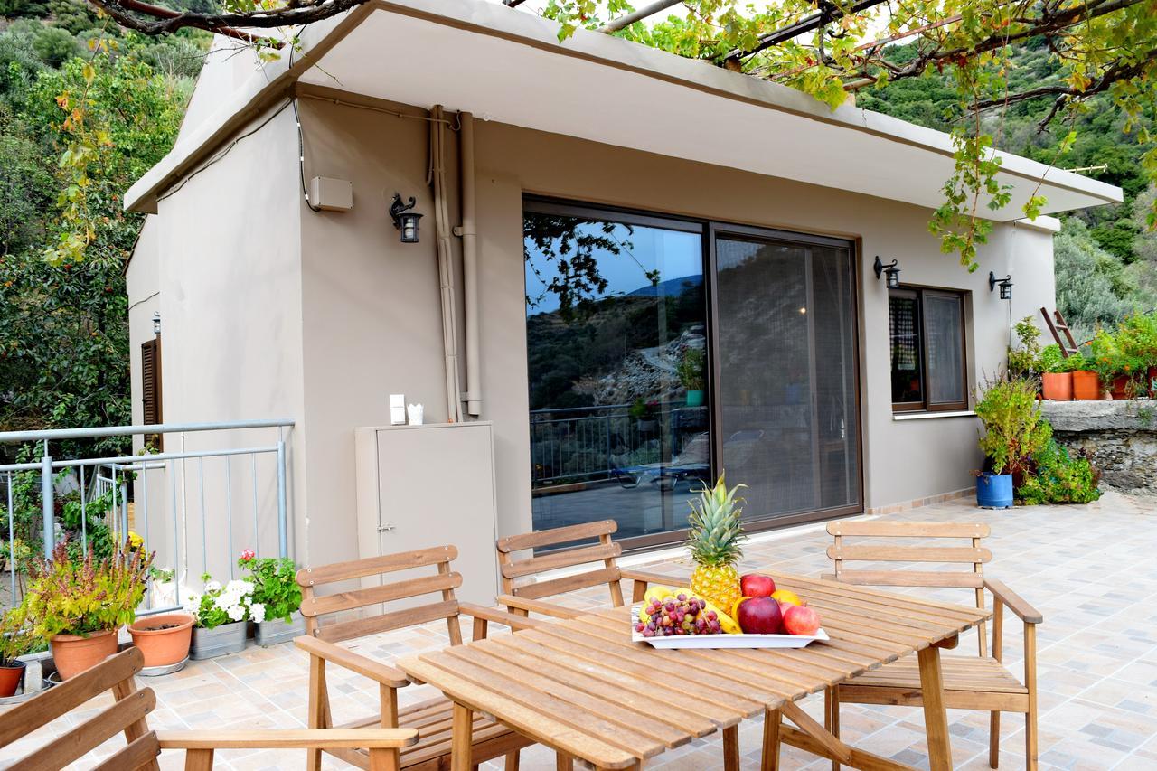 Villa Portreto Kambanos Exterior foto
